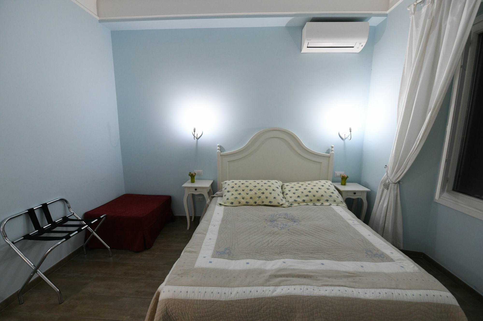 Qt Guest house